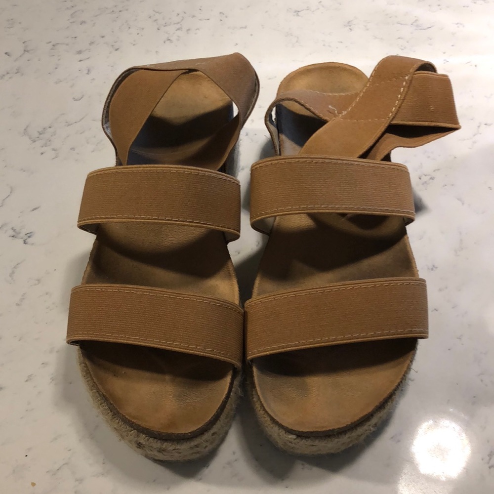 Tan espadrilles